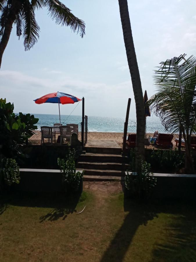 New SeaSide Inn Hikkaduwa Buitenkant foto